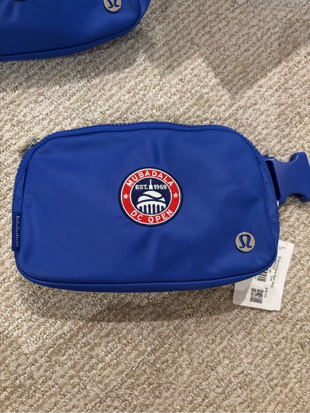 lululemon athletica everywhere belt bag with Mubadala DC Open Patch